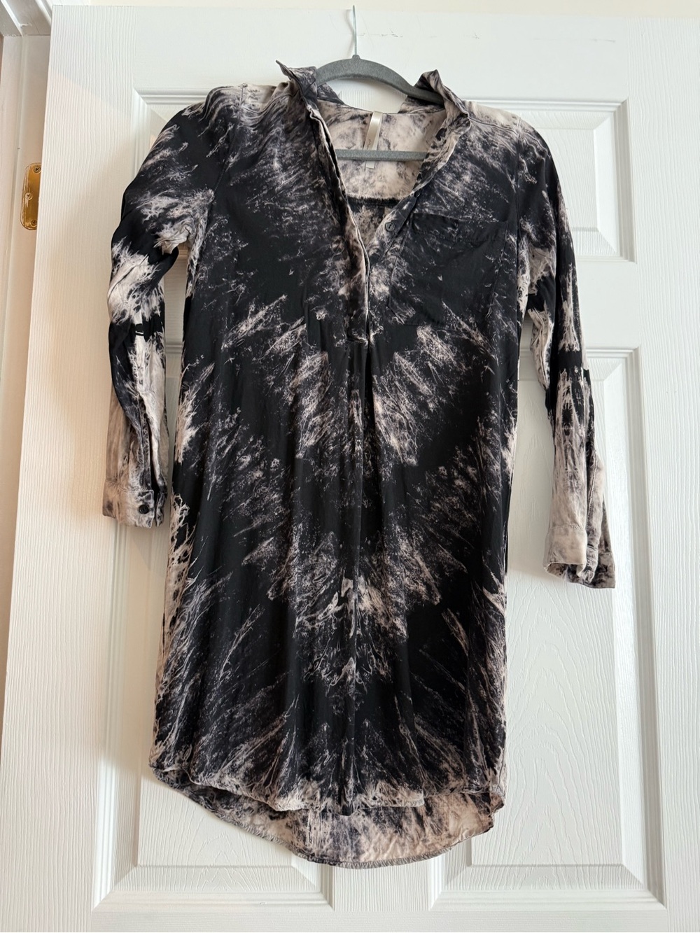 Mona B Black & Cream Tie-Dye Mini Dress